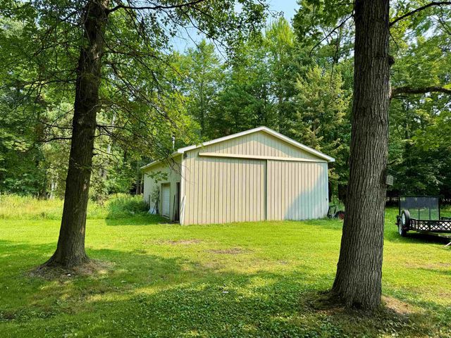 1365 E Burt Road, Taymouth Twp, MI 48417
