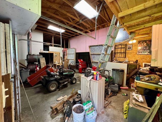 1365 E Burt Road, Taymouth Twp, MI 48417