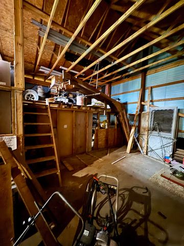 1365 E Burt Road, Taymouth Twp, MI 48417
