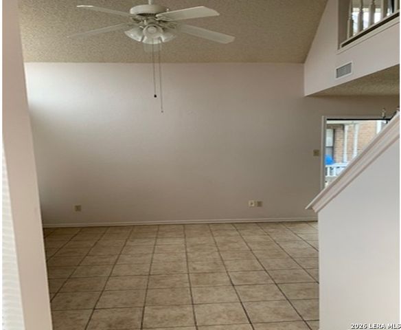 6330 Cambridge Dr Apt 2, San Antonio, TX 78218