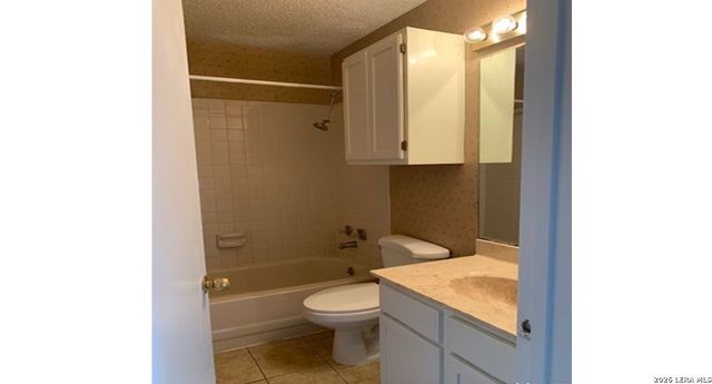 6330 Cambridge Dr Apt 2, San Antonio, TX 78218