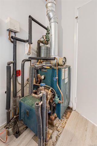 44 Sycamore Circle, Stony Brook, NY 11790