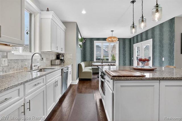 3712 Linwood Avenue, Royal Oak, MI 48073