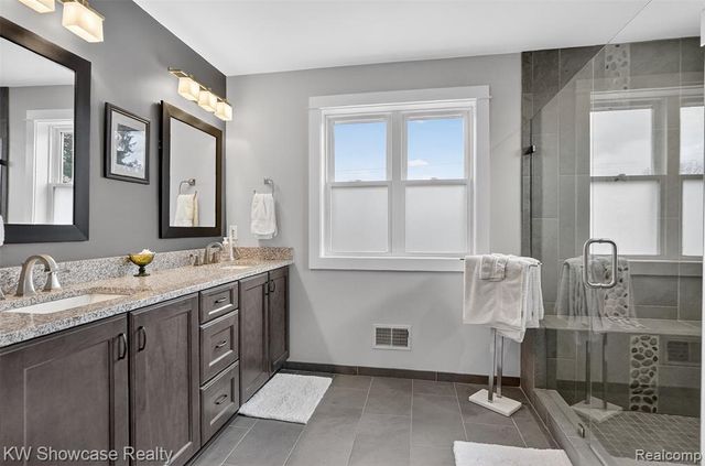 3712 Linwood Avenue, Royal Oak, MI 48073