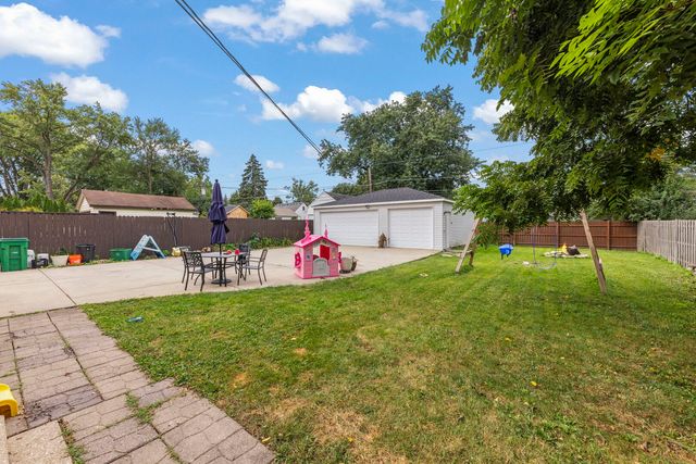 440 N Craig Place, Lombard, IL 60148