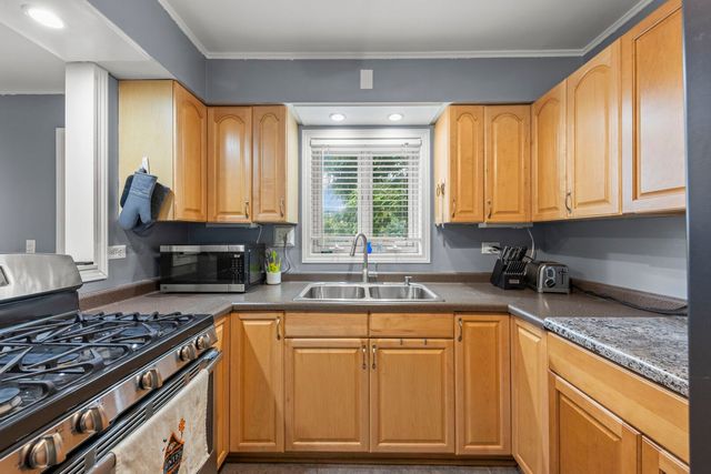 440 N Craig Place, Lombard, IL 60148