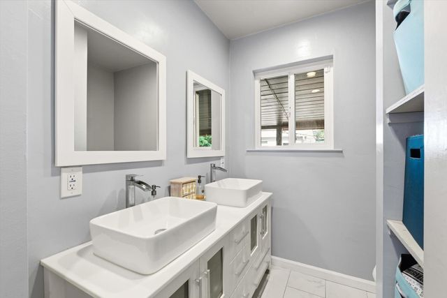 4201 Cabrillo Way, Sacramento, CA 95820