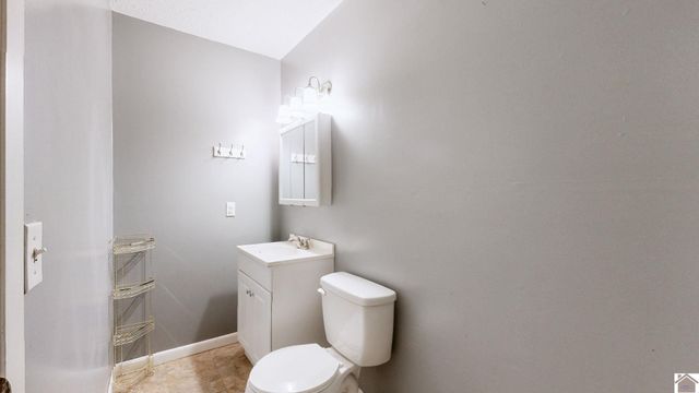 78 Bendefield Road, Farmington, KY 42040