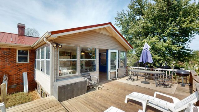 78 Bendefield Road, Farmington, KY 42040