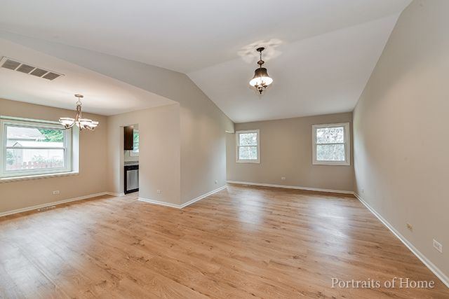 2965 Middlebury Court, Aurora, IL 60504