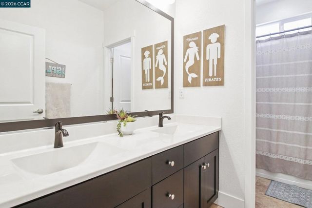 9253 Shearwater Cir, Discovery Bay, CA 94505