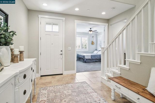 9253 Shearwater Cir, Discovery Bay, CA 94505