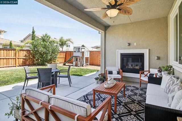 9253 Shearwater Cir, Discovery Bay, CA 94505
