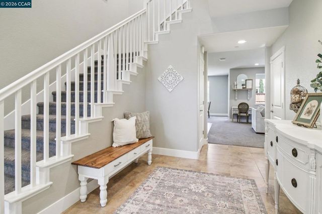 9253 Shearwater Cir, Discovery Bay, CA 94505