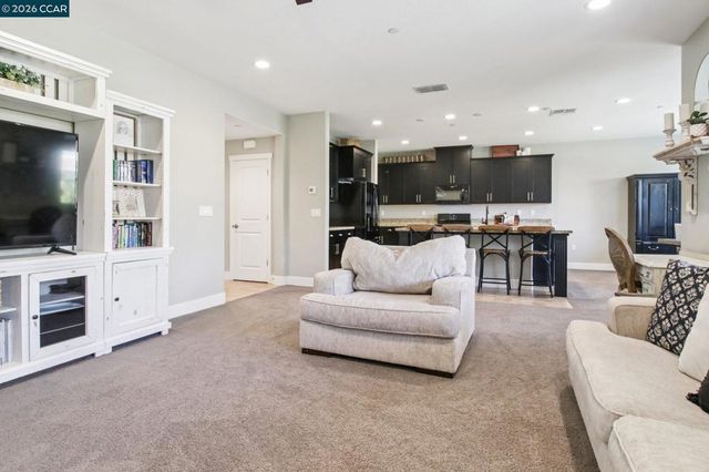 9253 Shearwater Cir, Discovery Bay, CA 94505