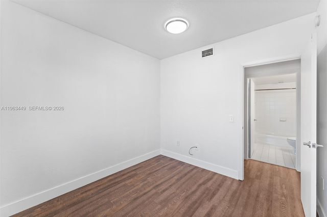 36 NW 6th Ave 502, Miami, FL 33128