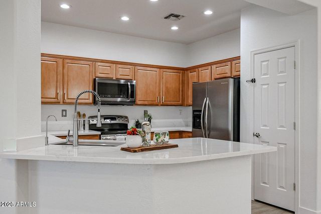 39768 N High Noon Way, Phoenix, AZ 85086