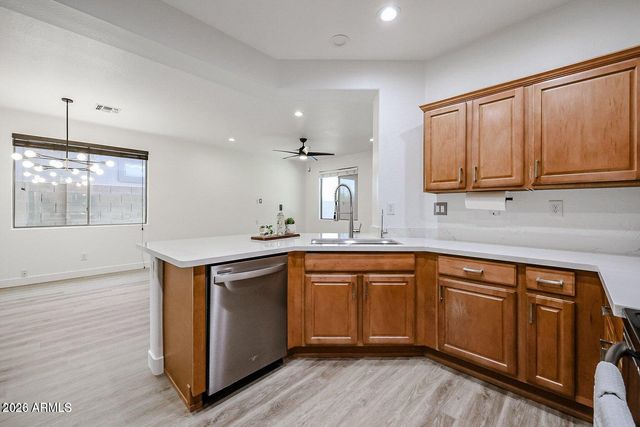 39768 N High Noon Way, Phoenix, AZ 85086