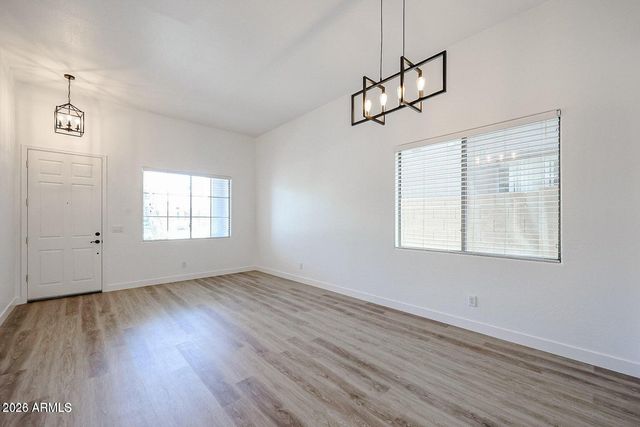 39768 N High Noon Way, Phoenix, AZ 85086