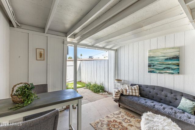 10362 W OAKMONT Drive, Sun City, AZ 85351