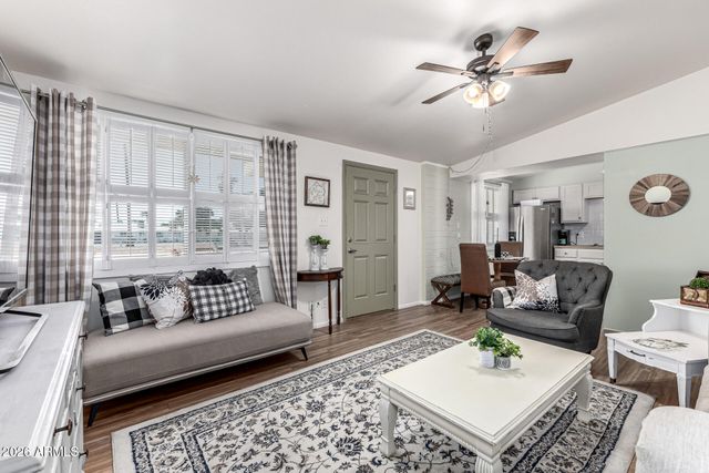 10362 W OAKMONT Drive, Sun City, AZ 85351