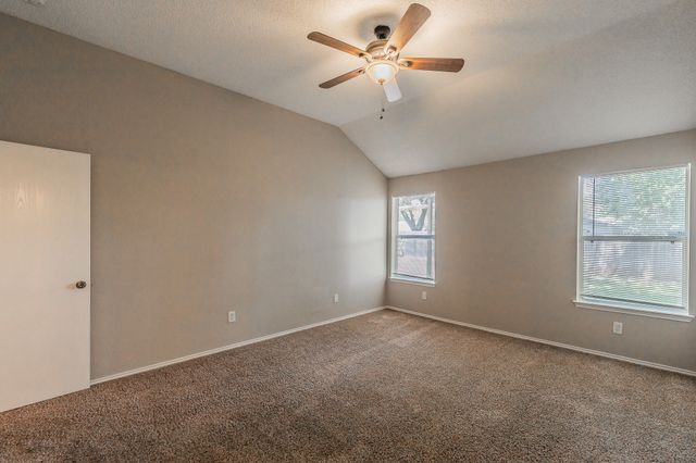 904 Parkhill Drive, Mansfield, TX 76063