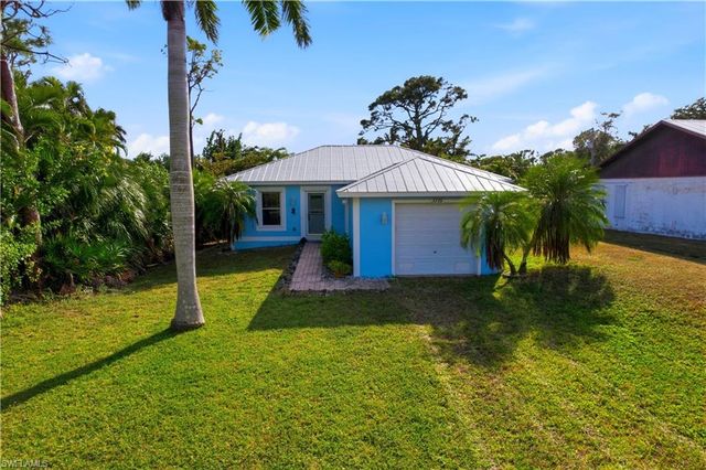 3775 Papaya ST, St. James City, FL 33956