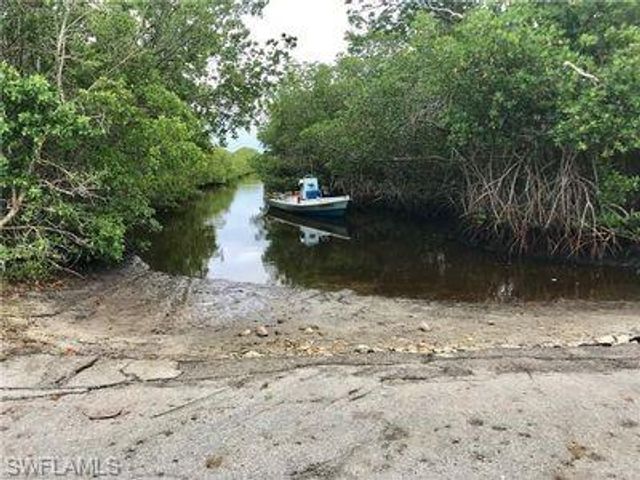 3775 Papaya ST, St. James City, FL 33956