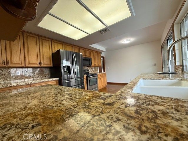 3003 Mesa Verde Drive, Burbank, CA 91504