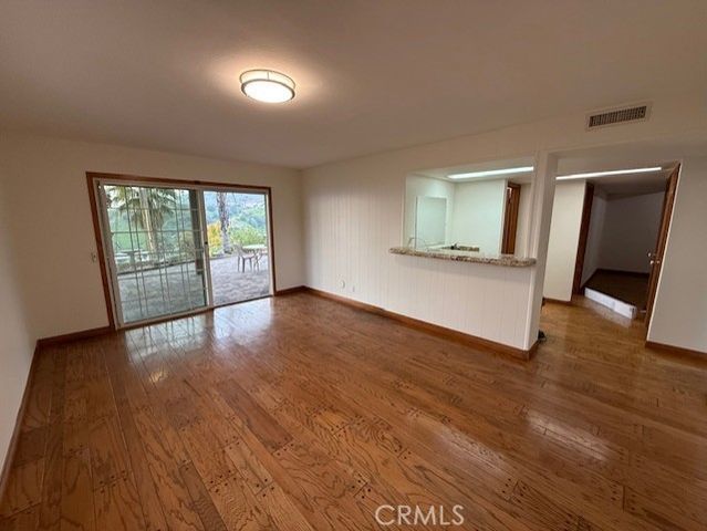 3003 Mesa Verde Drive, Burbank, CA 91504