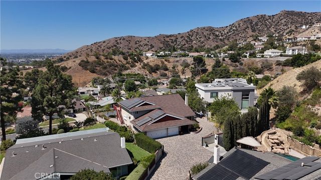 3003 Mesa Verde Drive, Burbank, CA 91504
