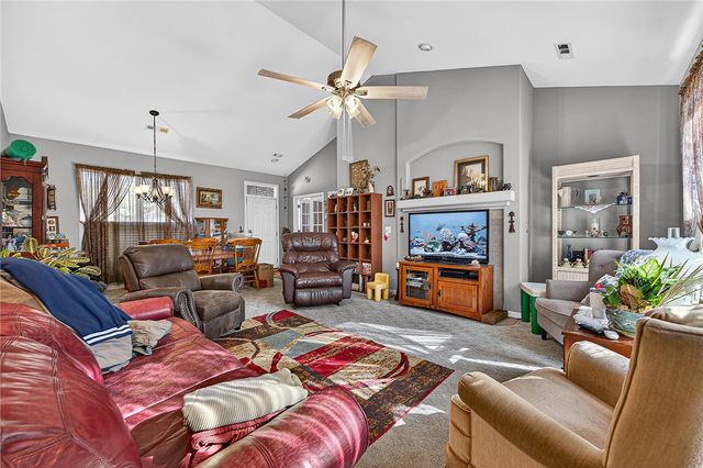 3 Eyemouth Drive, Bella Vista, AR 72715