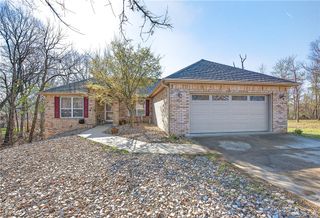3 Eyemouth Drive, Bella Vista, AR 72715