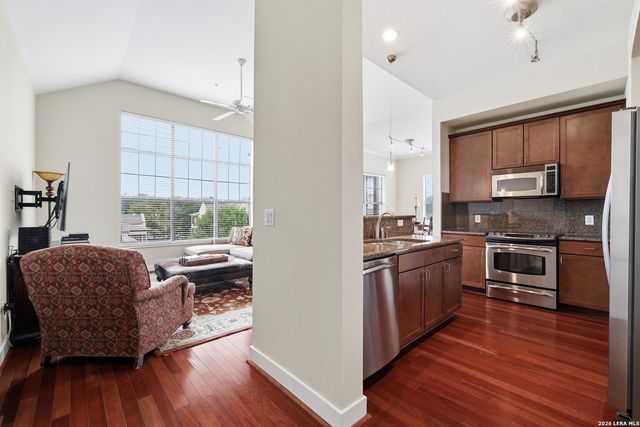 7342 Oak Manor Dr Apt 1308, San Antonio, TX 78229