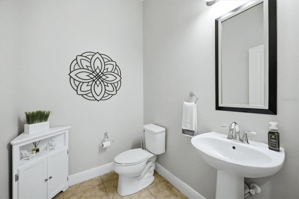 Image 28 of property listing at 10035 MARBELLA DRIVE, Bradenton, FL 34211