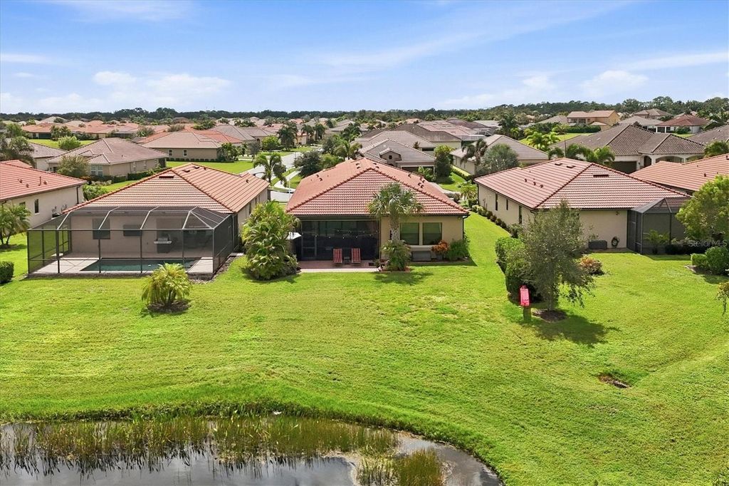 Image 33 of property listing at 10035 MARBELLA DRIVE, Bradenton, FL 34211
