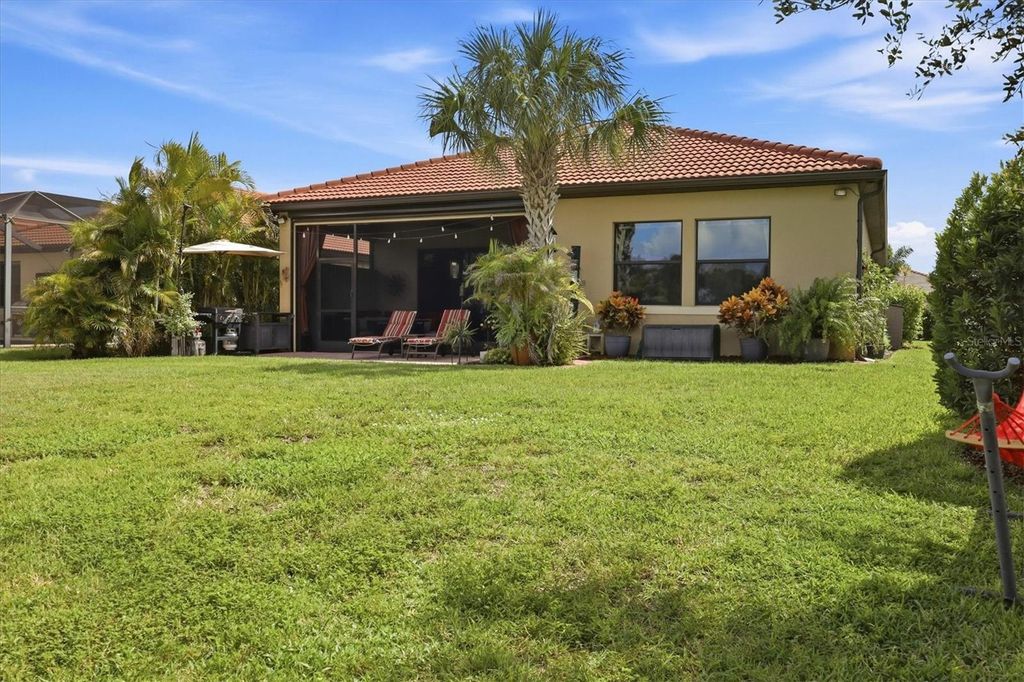 Image 36 of property listing at 10035 MARBELLA DRIVE, Bradenton, FL 34211