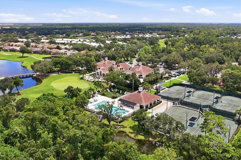 Image 44 of property listing at 10035 MARBELLA DRIVE, Bradenton, FL 34211
