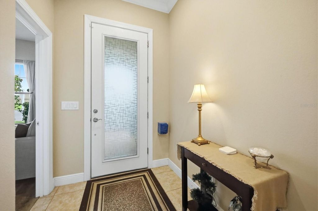 Image 10 of property listing at 10035 MARBELLA DRIVE, Bradenton, FL 34211