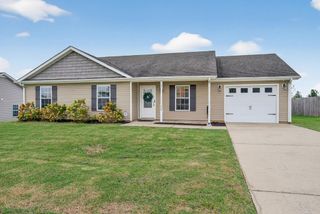 229 Bob White Trl, Oak Grove, KY 42262