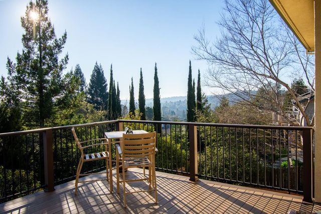 3388 Sudbury Rd, Cameron Park, CA 95682