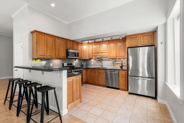 141 Washington St 3, Salem, MA 01970