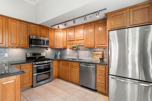 141 Washington St 3, Salem, MA 01970