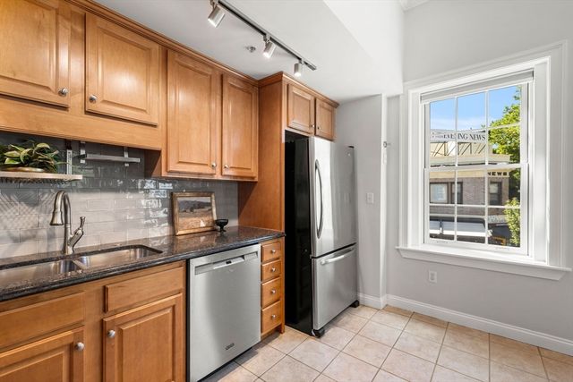 141 Washington St 3, Salem, MA 01970