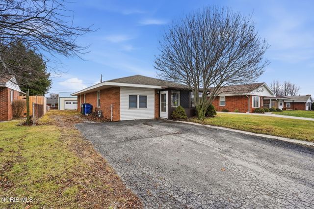 323 W Bigelow Avenue, Findlay, OH 45840