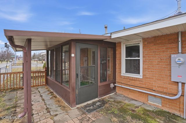 323 W Bigelow Avenue, Findlay, OH 45840