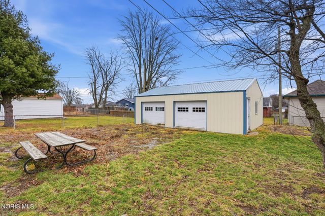 323 W Bigelow Avenue, Findlay, OH 45840