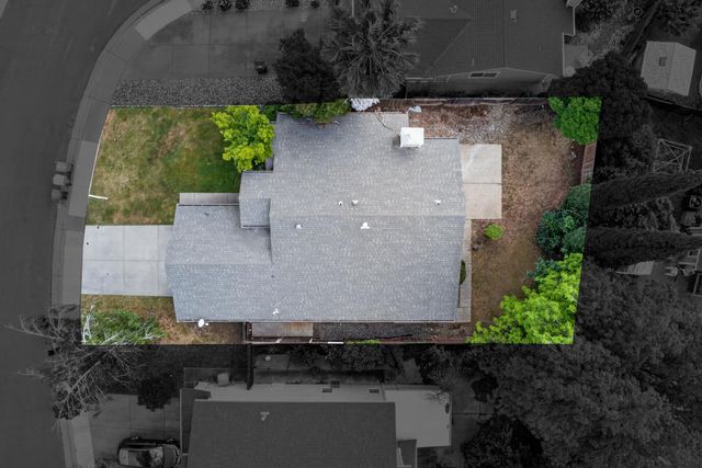 4 SAN ROGUE Ct, Sacramento, CA 95823