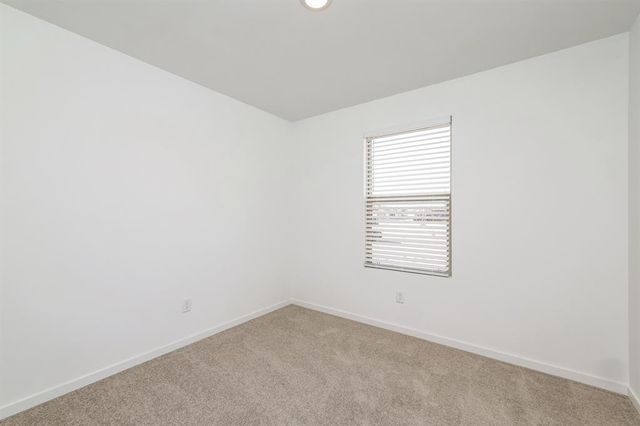 12516 Huntington Ridge Way, Yukon, OK 73099