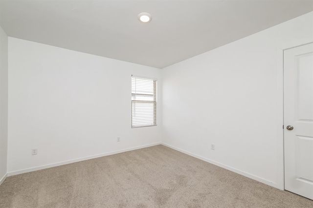 12516 Huntington Ridge Way, Yukon, OK 73099